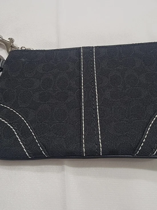 Coach Black Signature Wristlet Pouch - Picture 2 of 3